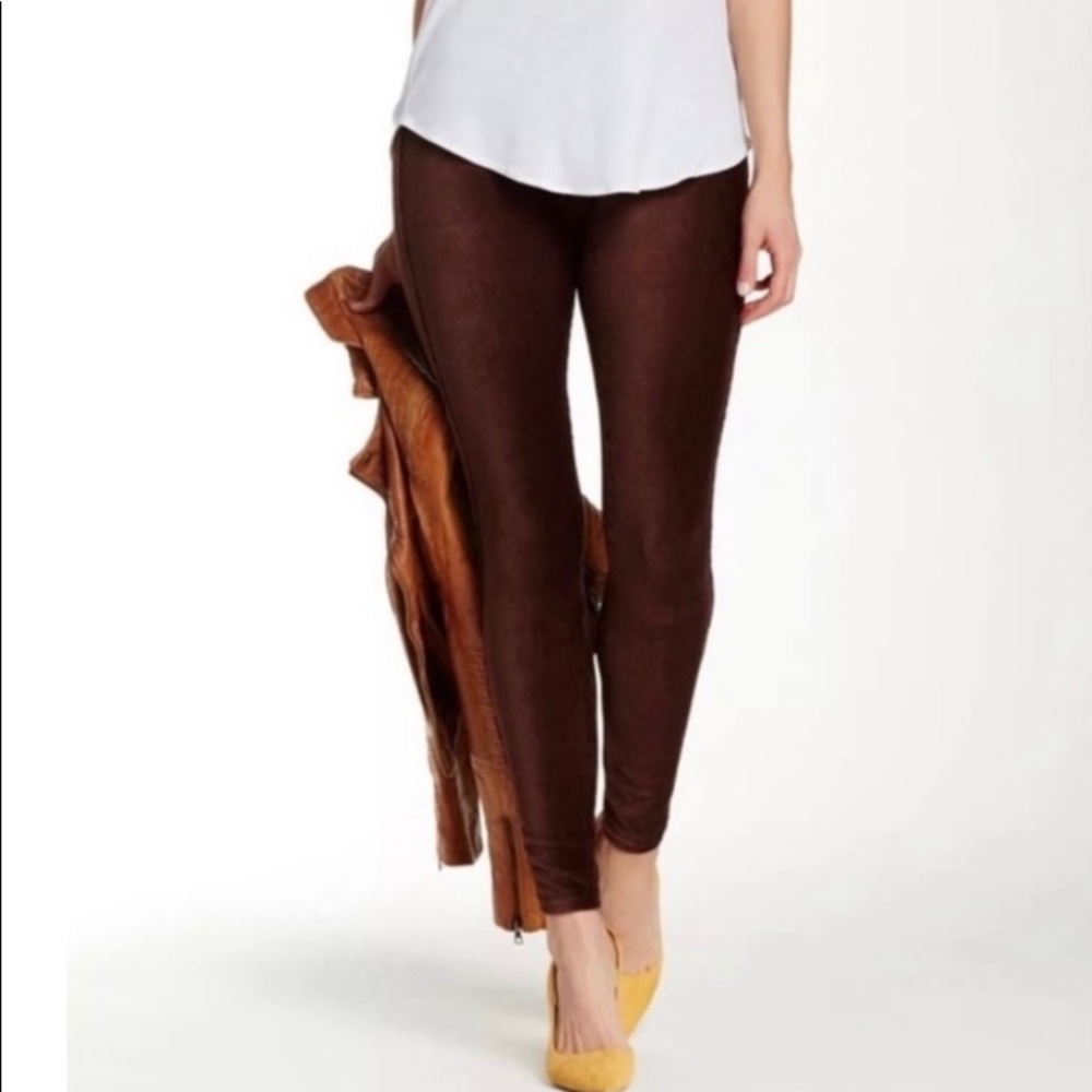 NWT Ready to WOW cord leggings